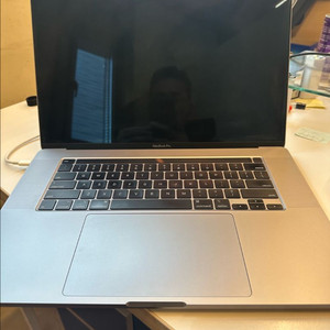 맥북프로 16 i7 16GB 512GB 2019
