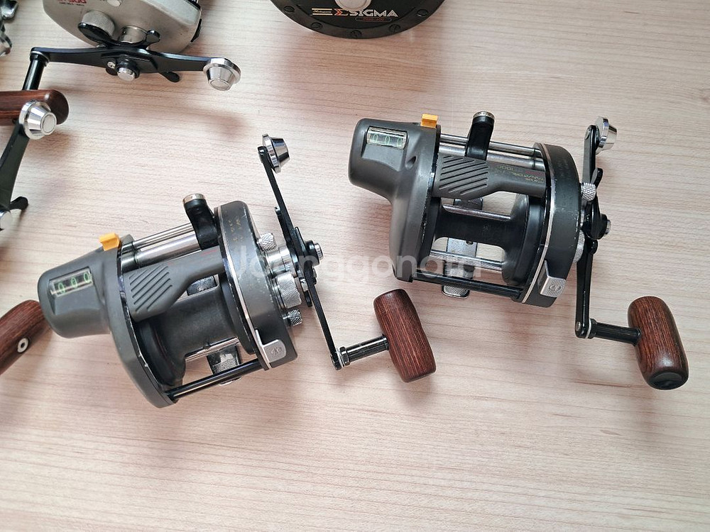 일제 시마노 장구통릴 베이트릴 팝니다.--5