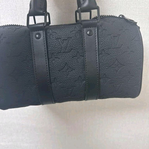 루이비통 키폴 25 토뤼옹