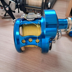 블루헤븐 L 120 지깅릴 팝니다.