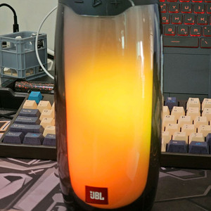 JBL 펄스4 블루투스 스피커