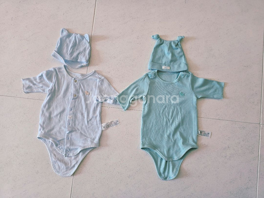 미착용새제품 에뜨와 바디수트--1