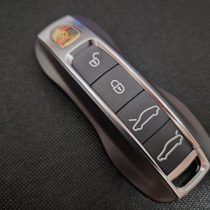 포르쉐 718 박스터 GTS 구형3버튼 신형4버튼 개조