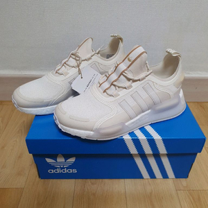(새것)아디다스 NMD V3 운동화 GY6818