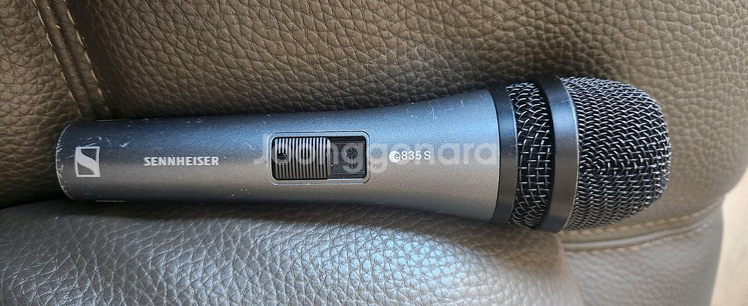 젠하이저 E835s 유선마이크 판매합니다--0