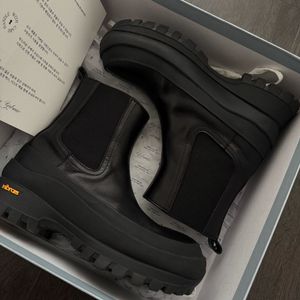얼바닉30 비브람첼시 부츠 36