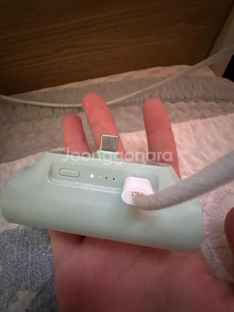 휴대용 보조배터리--0