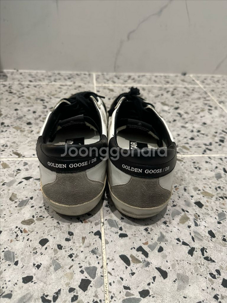 (S급)골든구스 스니커즈 판매합니다--1