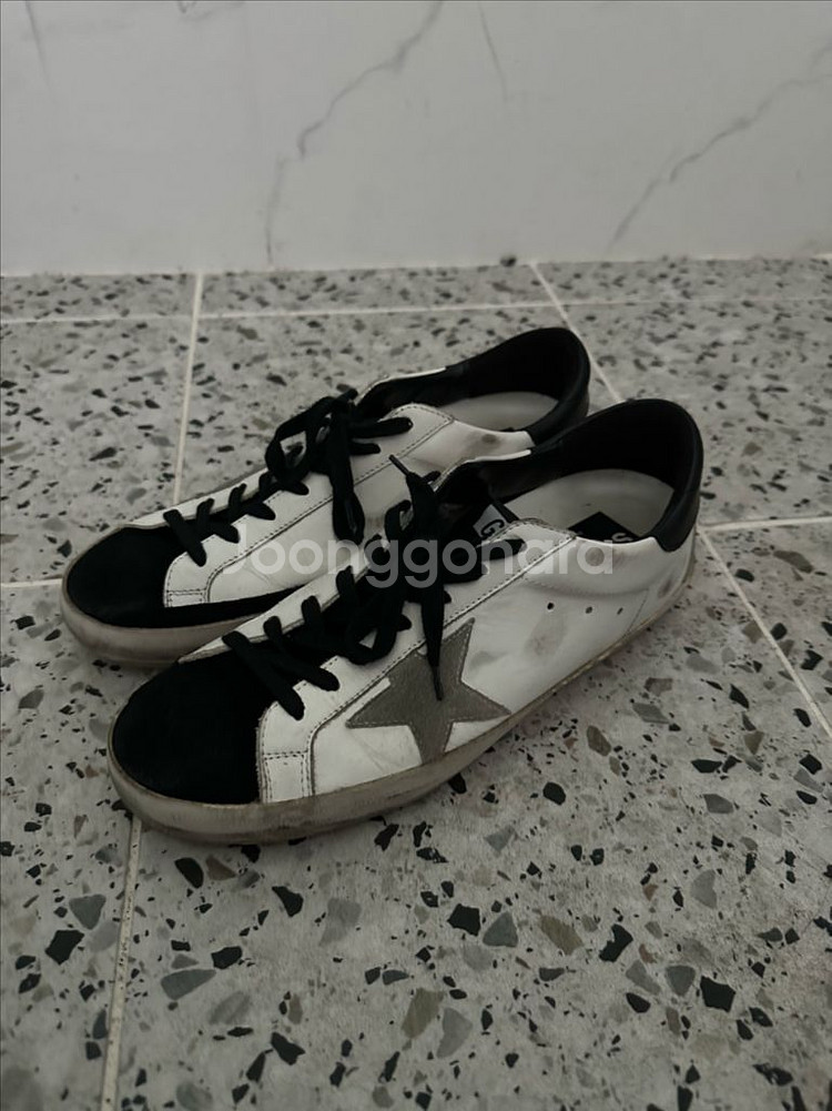 (S급)골든구스 스니커즈 판매합니다--3