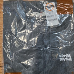 행텐 남성 나시티 그레이 색상, 미착용 새상품 L사이즈