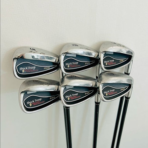 SHOCK TROOP 아이언세트 팝니다