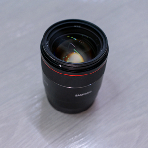 삼양 AF 75mm F1.8 소니FE(새제품)