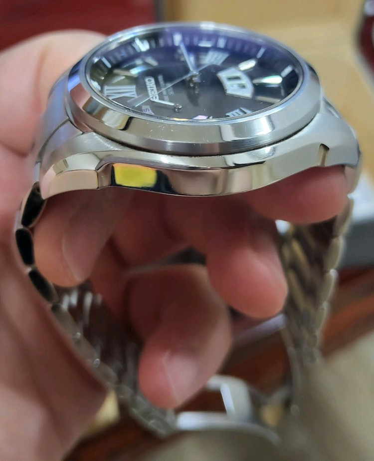 세이코 브라이츠 SAGA083 빅데이트 전파 솔라 이미지