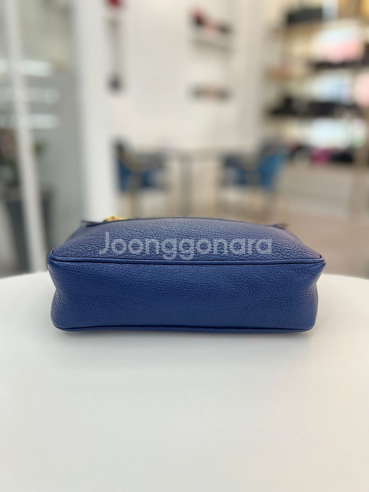 [중고명품 럭스올 울산점] 미우미우 마드라스 카메라백--3