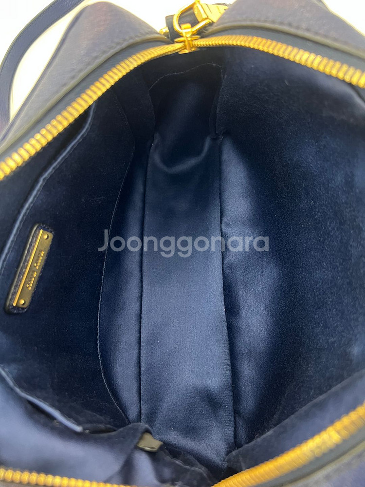 [중고명품 럭스올 울산점] 미우미우 마드라스 카메라백--4