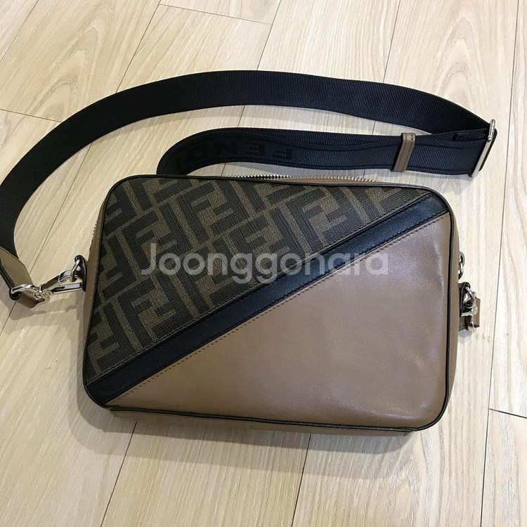 펜디 카메라백--0