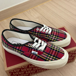 새상품 반스 어센틱 에너하임팩토리 레드그린 245