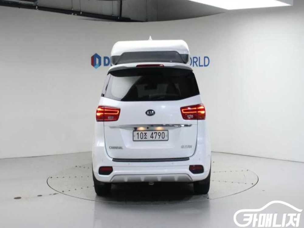 [기아]더 뉴 카니발 가솔린 9인승 하이리무진(특장업체 이미지