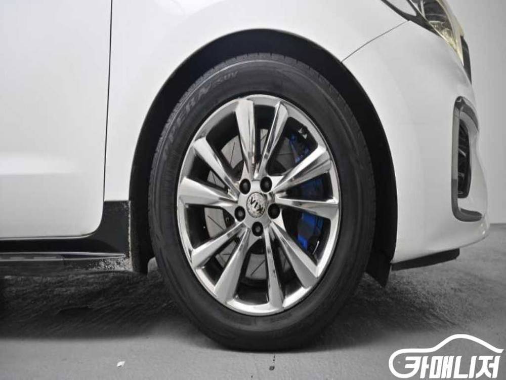 [기아]더 뉴 카니발 가솔린 9인승 하이리무진(특장업체 이미지