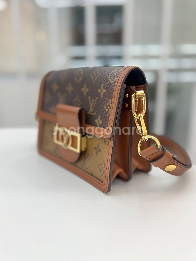 [중고명품 럭스올 울산점] 루이비통 미니 도핀 숄더백--1