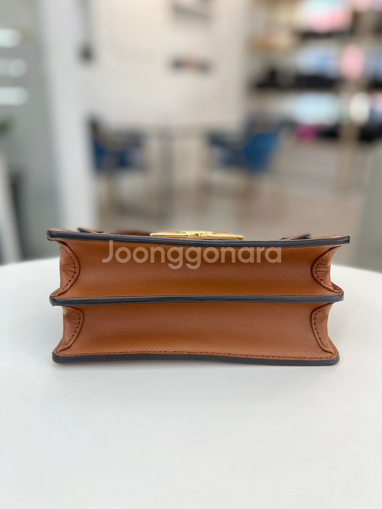 [중고명품 럭스올 울산점] 루이비통 미니 도핀 숄더백--3