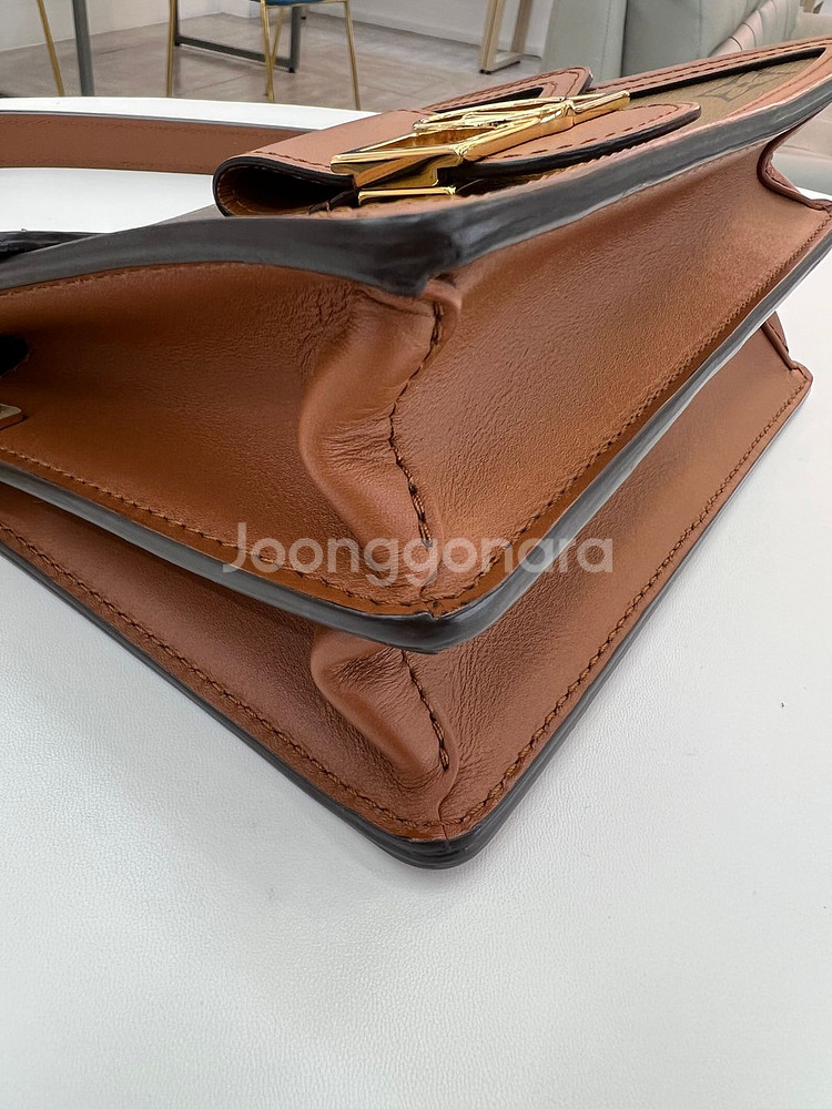 [중고명품 럭스올 울산점] 루이비통 미니 도핀 숄더백--8