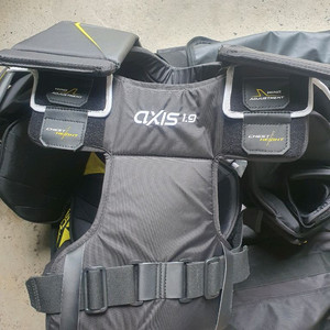 CCM Axis 1.9 골리 가슴보호대 외(시니어 라지