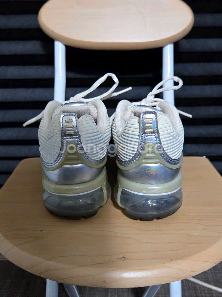 [나이키] 베이퍼맥스 360 파슬 운동화 판매합니다.--3