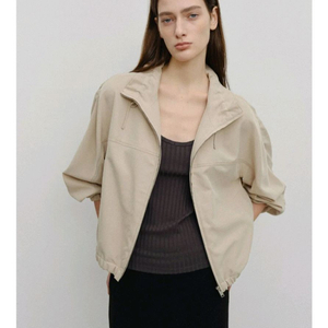 공드린Loud banding blaker 바람막이10만