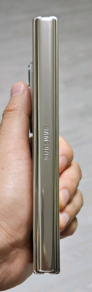 갤럭시 Z폴드4 베이지 256GB A급 싸게 팝니다.--5