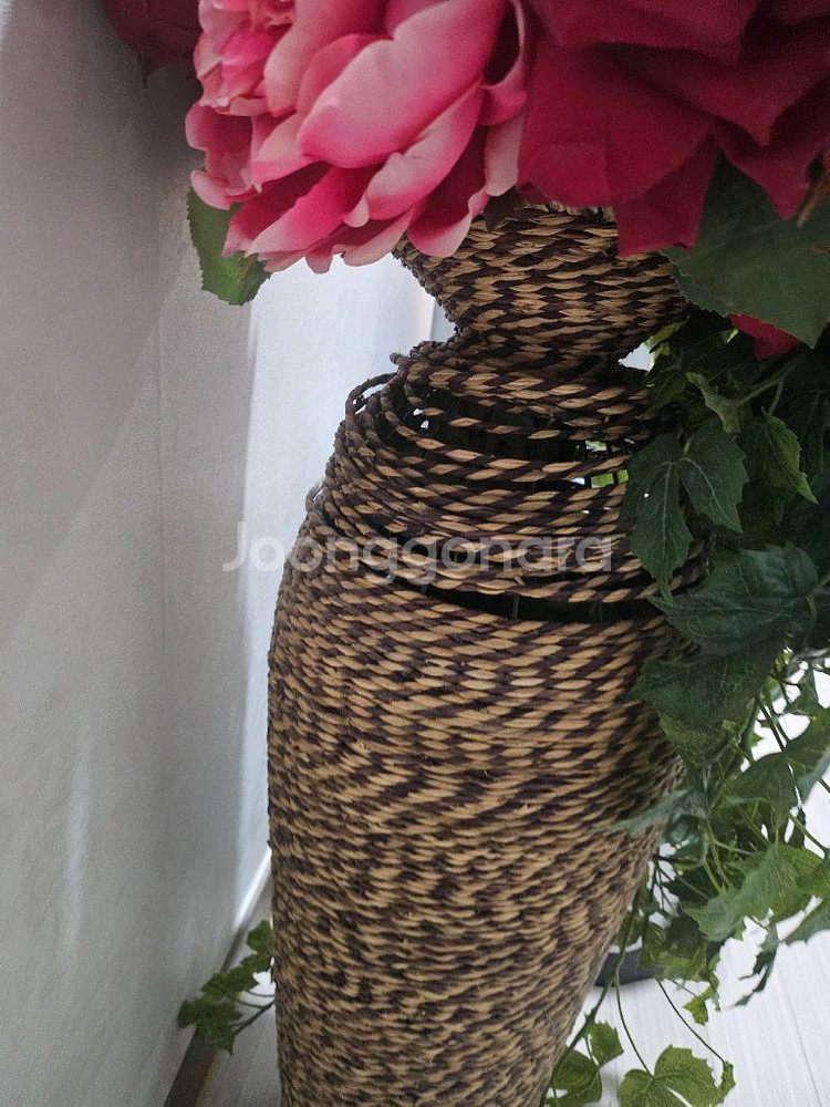 장미꽃 라탄 바구니 장식 조화 장식 장미 넝쿨 꽃--4
