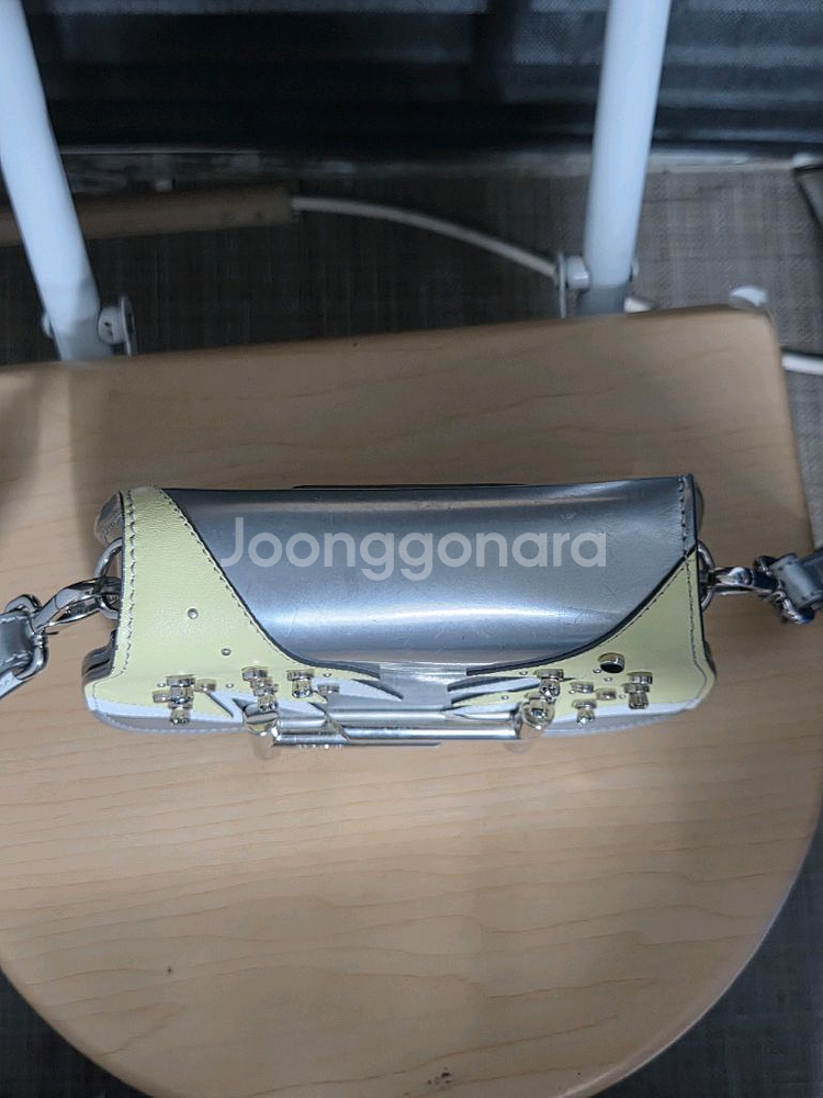 [토즈] 더블-T 크로스백 판매합니다.--4