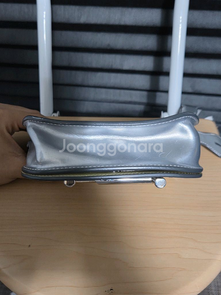 [토즈] 더블-T 크로스백 판매합니다.--5