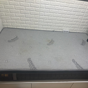 싱글침대 판매합니다..