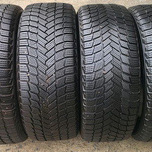 미쉐린윈터245 50 18한대분