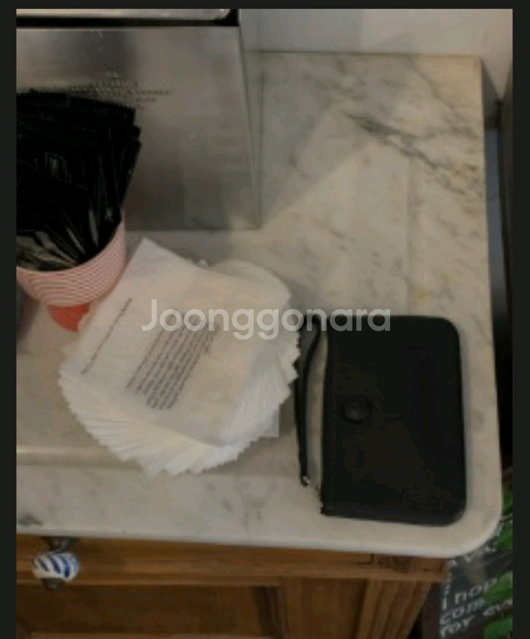 봉긋 페블지갑 블랙 미개봉새상품 팔아요--0
