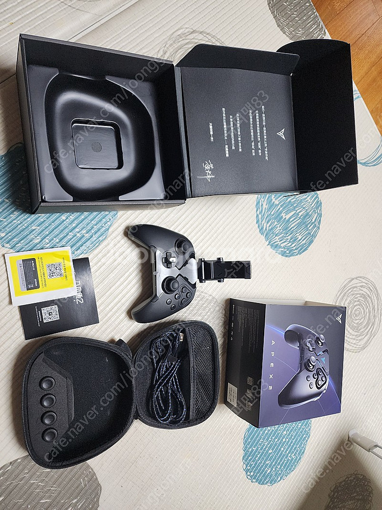 조이트론 플라이디지 APEX2 게임패드 판매--0