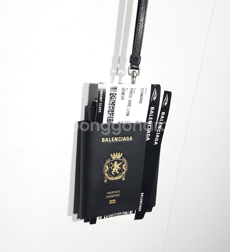 [발렌시아가] 여권케이스--2