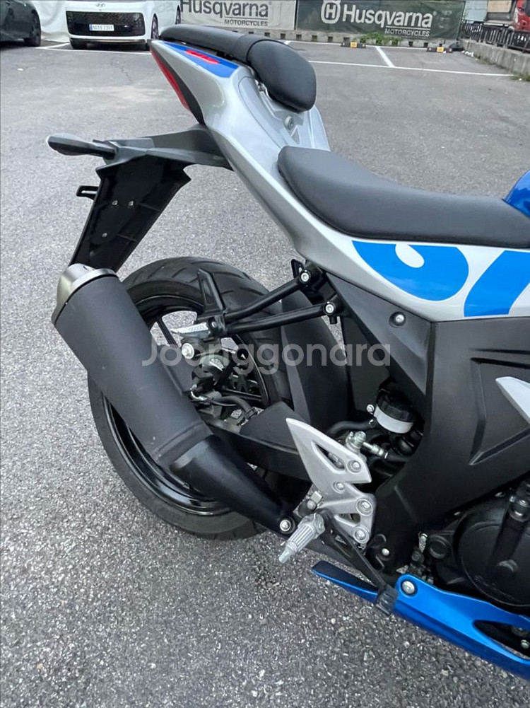 스즈키gsxr125 스페셜카울 21년식 853키로신차급--4