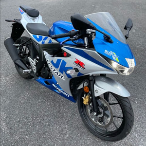 스즈키gsxr125 스페셜카울 21년식 853키로신차급