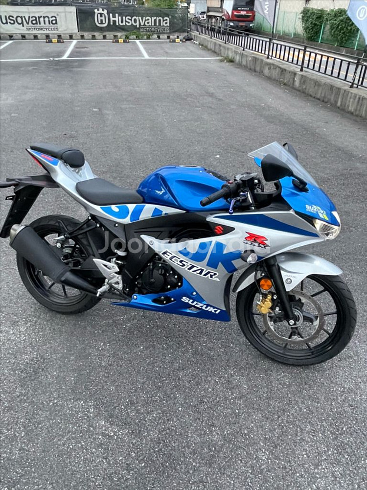 스즈키gsxr125 스페셜카울 21년식 853키로신차급--7