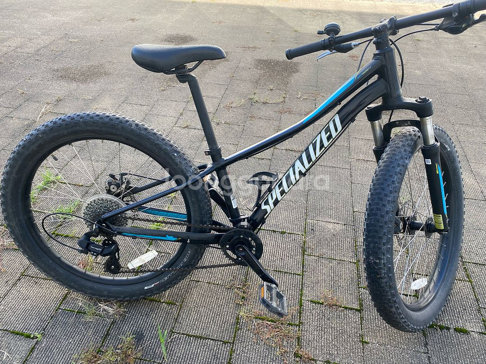 스페셜라이즈드 립락 24인치(어린이 산악자전거)--0