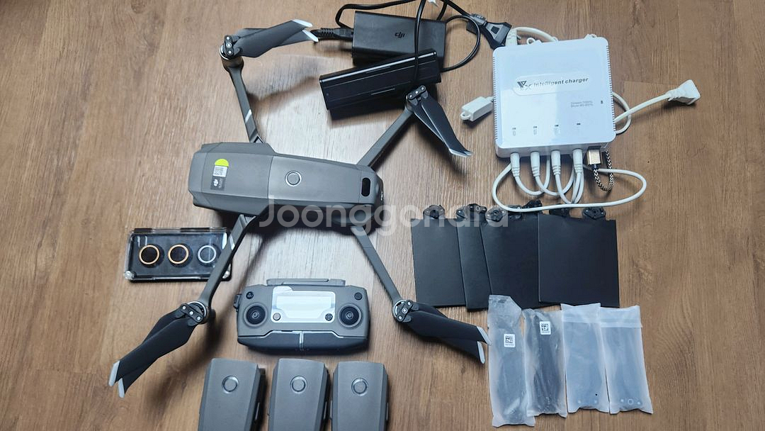 DJI 매빅2 줌 드론 판매합니다.--2