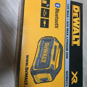 DCR011 디월트 블루투스 스피커판매합니다