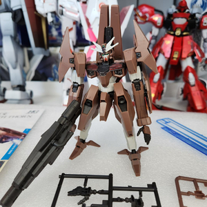 HG 르브리스 손 건담 이미지