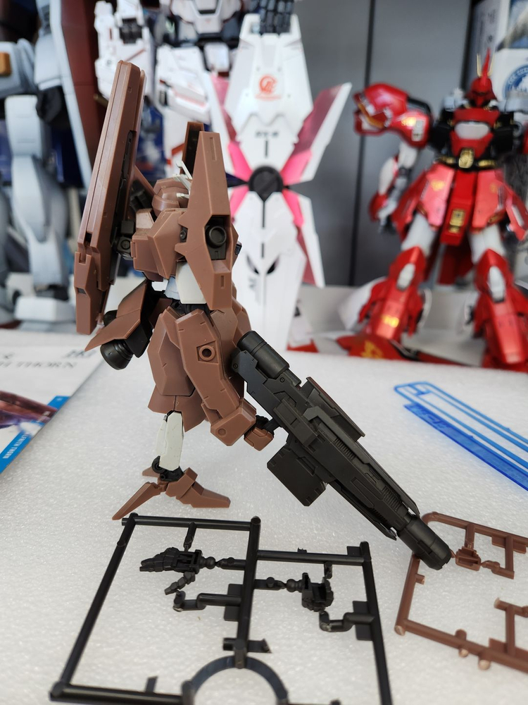 HG 르브리스 손 건담 이미지