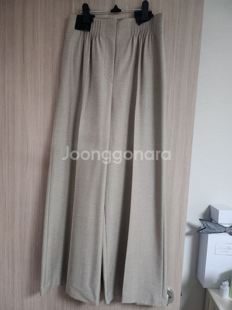 타임 울 블랜드 핀턱 와이드 팬츠--2