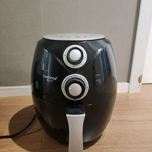 쿠비녹스 에어프라이어 1.5L 판매합니다