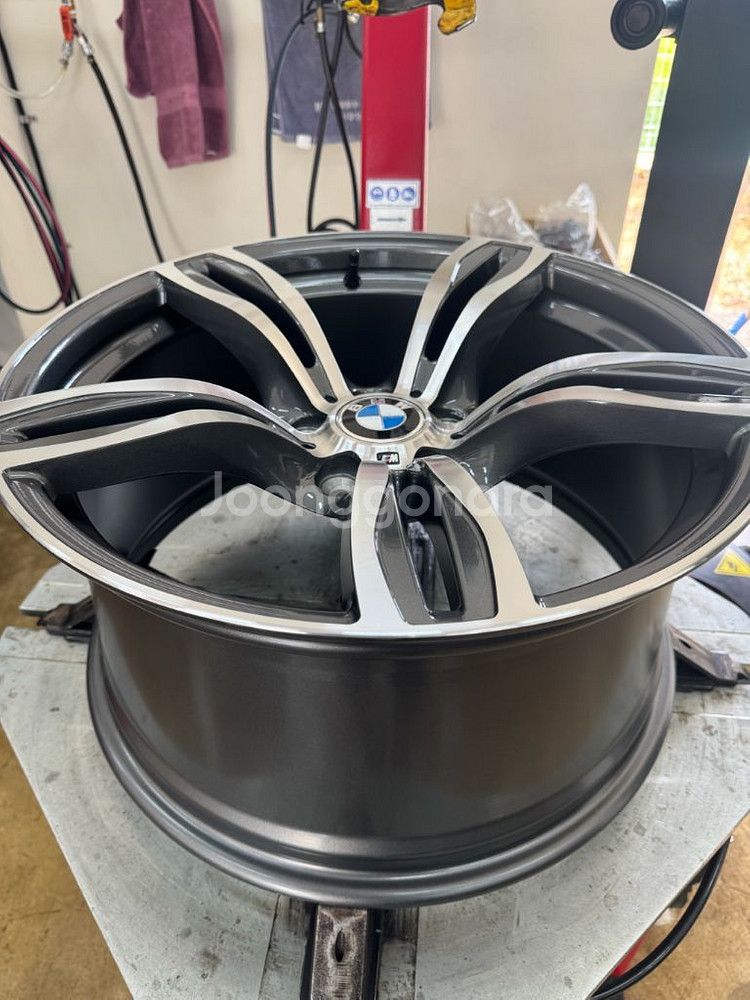 BMW m5스타일 19인치 휠타이어 팝니다--6