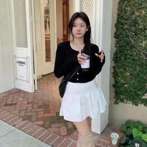 리즈 베이스슬림 가디건 크롭 블랙